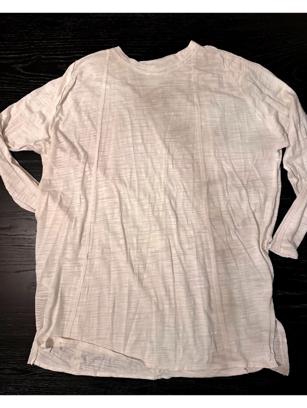 Free People We the Free EUC Small off white long sleeve textured tunic